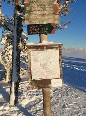 Leilighet Med Panoramautsikt Sjusjoen Innendors Parkering Exterior photo