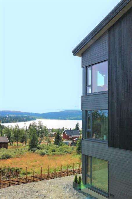 Apartamento Med Panoramautsikt Innendors Parkering *